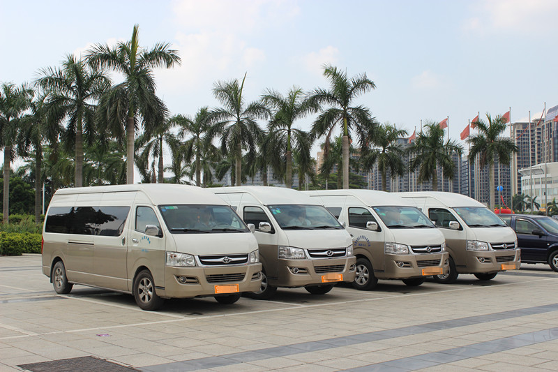 成都租車(chē)旅游自駕好還是帶司機(jī)租車(chē)更好